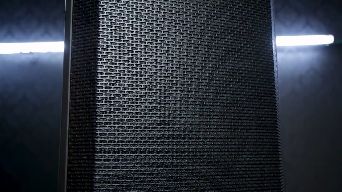 15 Best Powered Speakers for Live Band 2022 Performance & Vocals