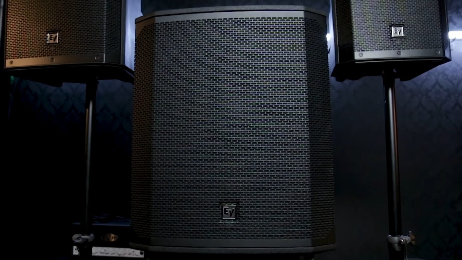 Best Powered Pa Speakers For Vocals 15 Best Powered Speakers for Live Band 2023 - Performance & Vocals
