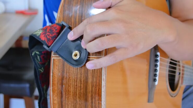 How To Attach a Guitar Strap To Acoustic Guitars