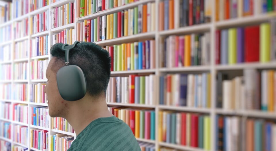 How To Pick The Best Headphones For Online Learning 